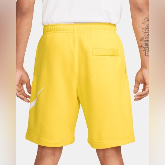 Nike Mens Sportswear Fleece Swoosh Logo 9 Inch Pollen Yellow - Picture 3 of 6